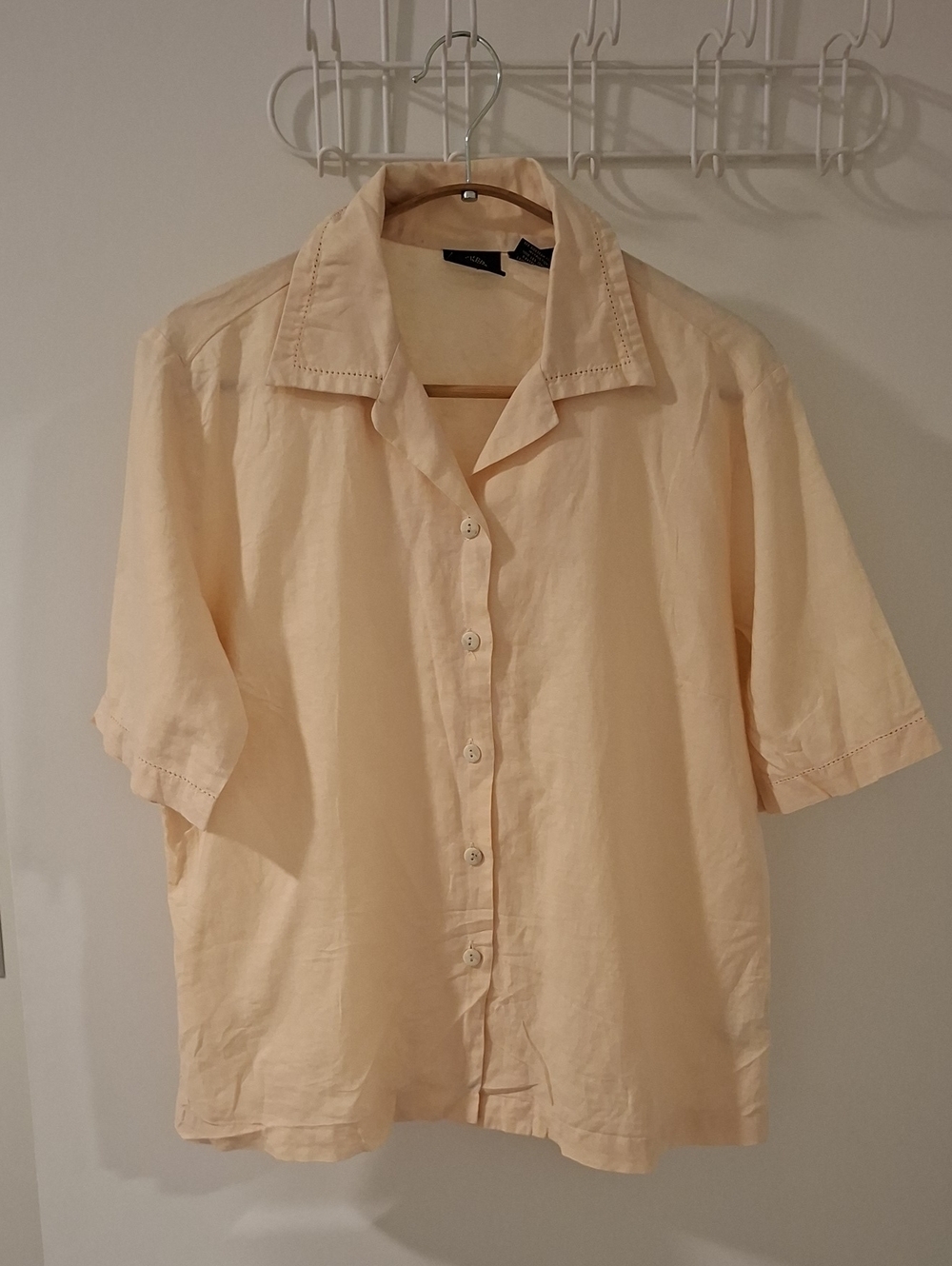 Vintage Docker's Butter Yellow Linen Button-down Resort-style Shirt (Size M)